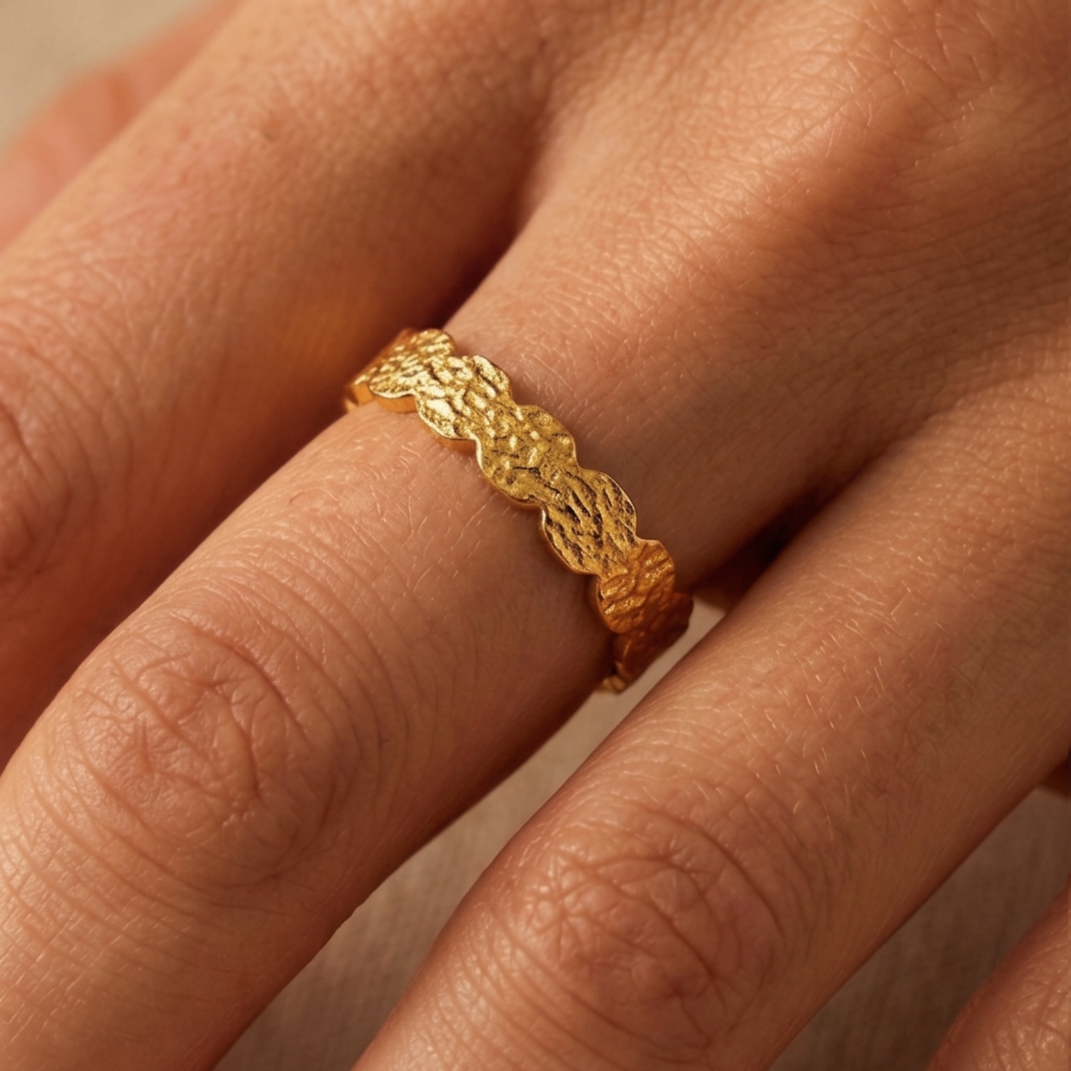 DEMETERE HAMMERED RING