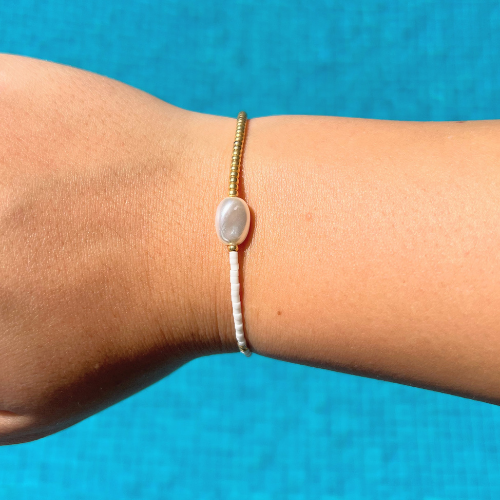 Irato Pearl Friendship Bracelet